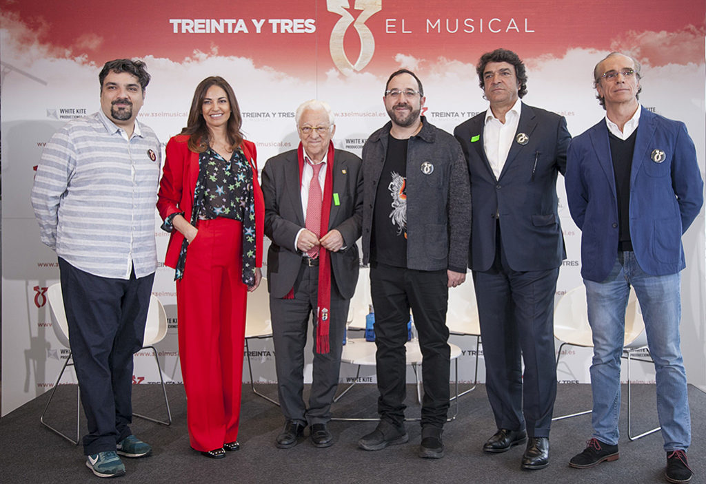 10.000 euros recaudados en la función benéfica de '33 El Musical'