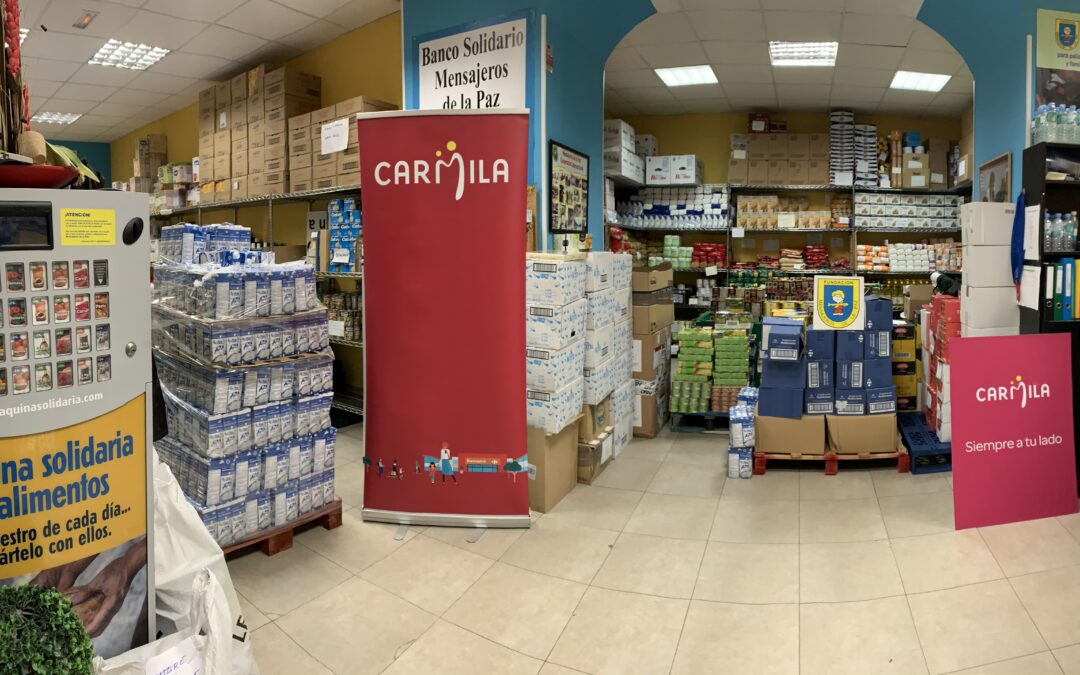 Carmila dona al Banco Solidario varios palets con alimentos de primera necesidad