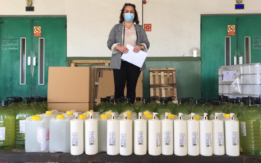 El Laboratorio HEBER FARMA nos han hecho entrega de donaciones de gelhidroalcohóico .