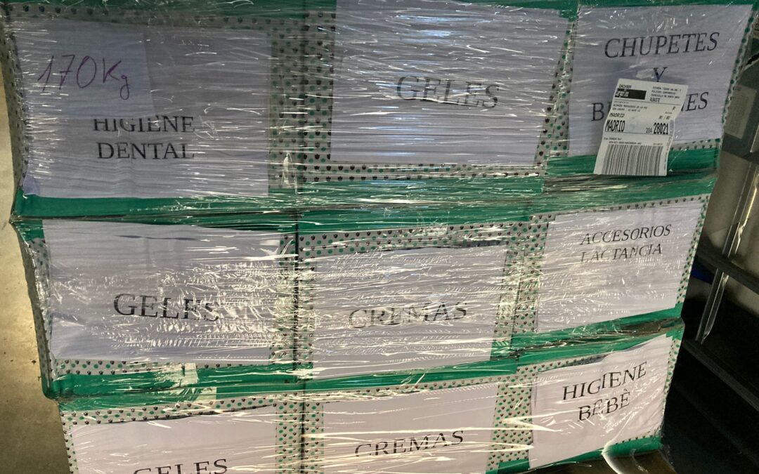 Desde Mifarma by Atida nos han hecho llegar 3 palets que contienen productos infantiles