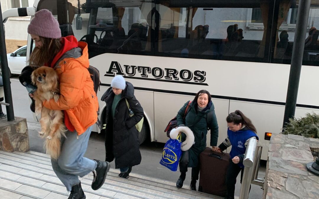 Siguen llegando los refugiados a la frontera de Sirte en Rumanía