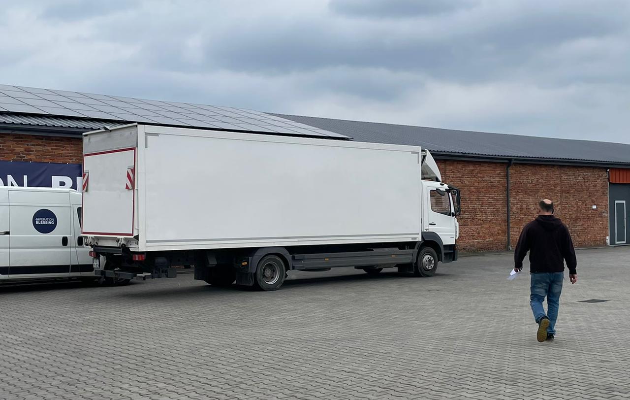 Envio del grupo social once de una  Carpa a la ciudad de Rzeszów en Ucrania