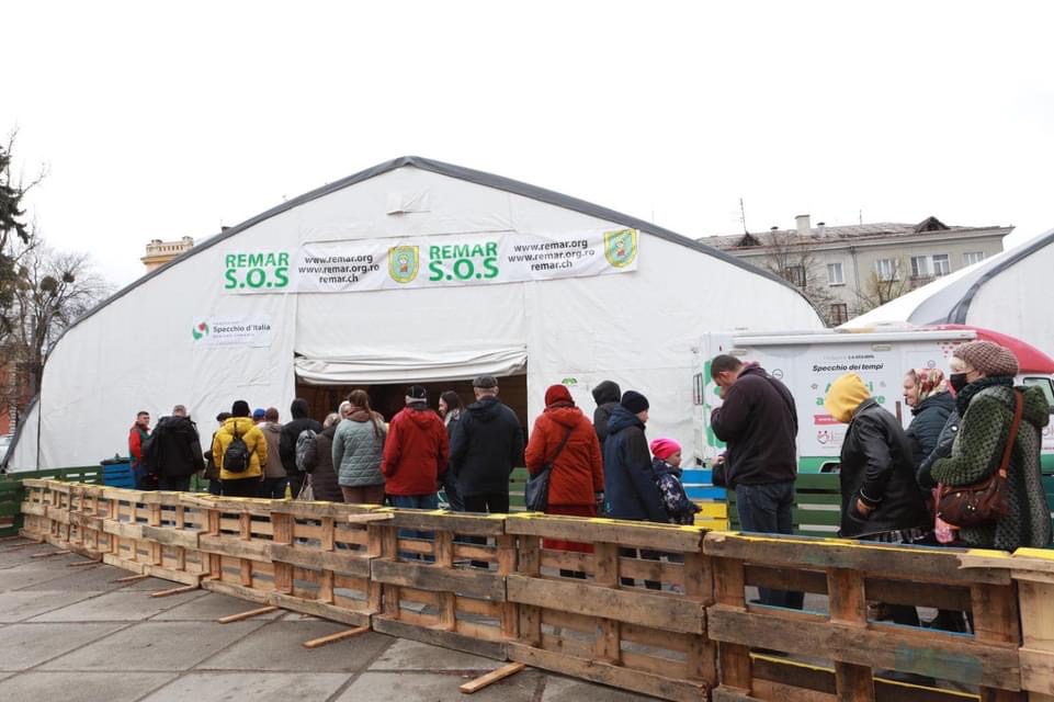 Marcha de nuestro Campamento en la ciudad de Chernivtsi Ucrania