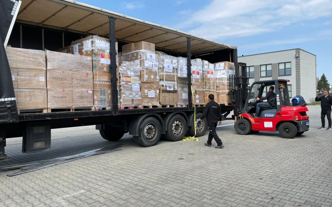 Llegada a Polonia trailer material sanitario Consejo General de Enfermeria