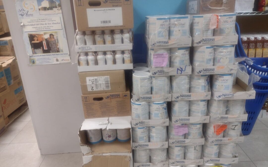 Donación de pañales y productos de alimentación de personas mayores Fundación Once