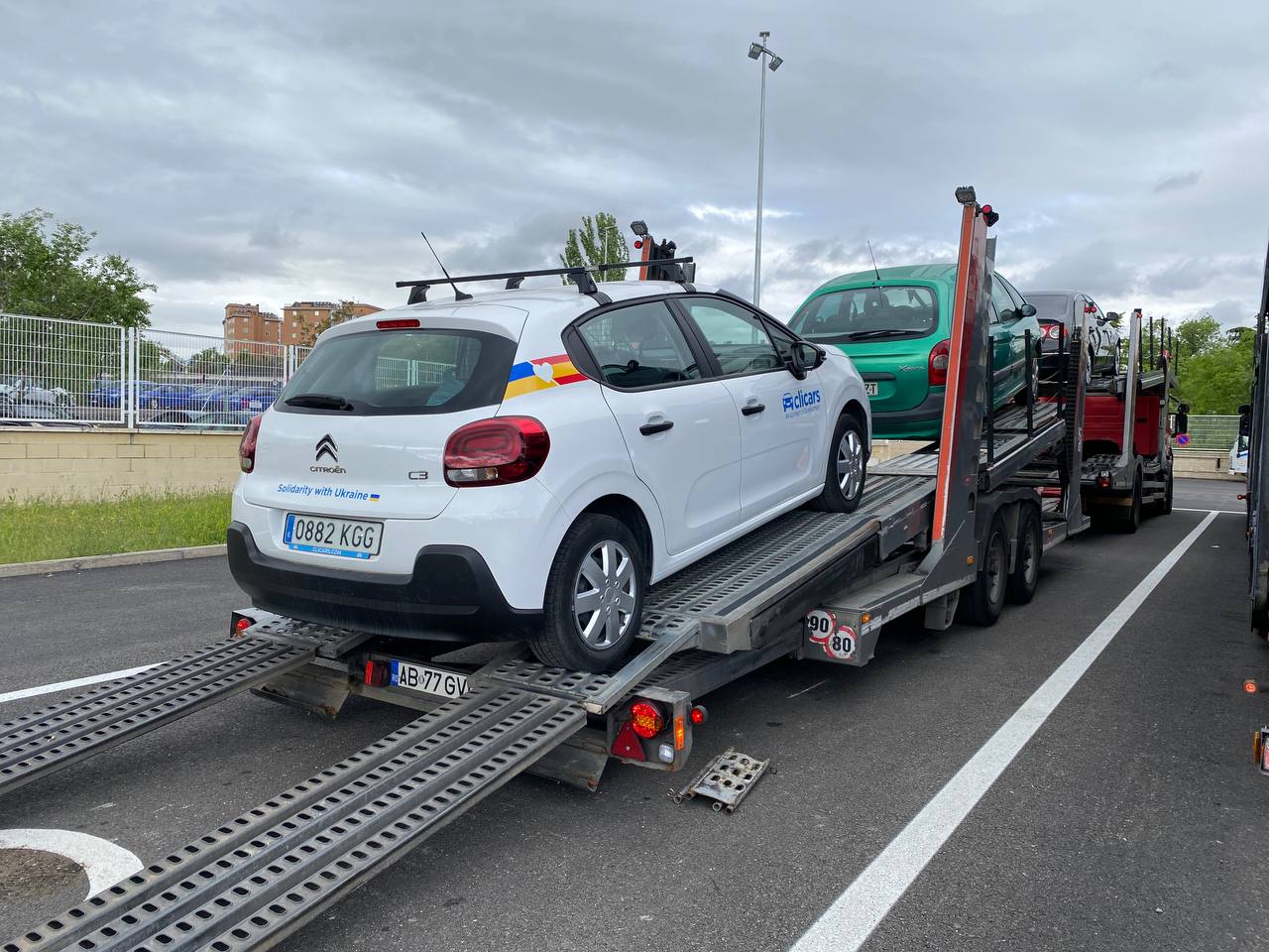 Envio de dos nuevos vehículos uno a Rumania y otro a Polonia para Ayuda a Ucrania Cliclars