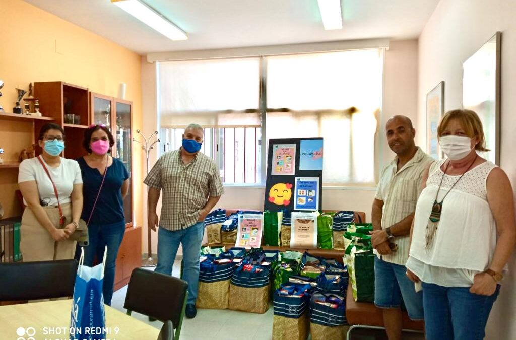 Recogida de alimentos IES Rusadir en Melilla