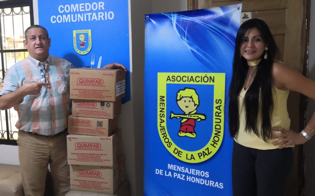 Donación de zapatos deportivos a Mensajeros de la Paz Honduras