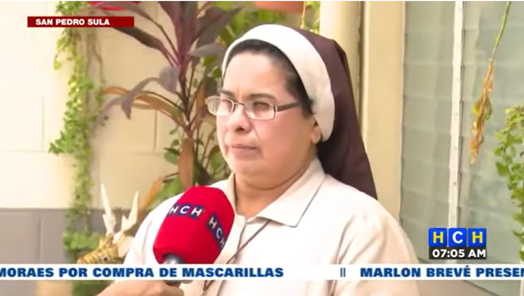 Luchando por la condonacion de la deuda de luz de este centro en Honduras