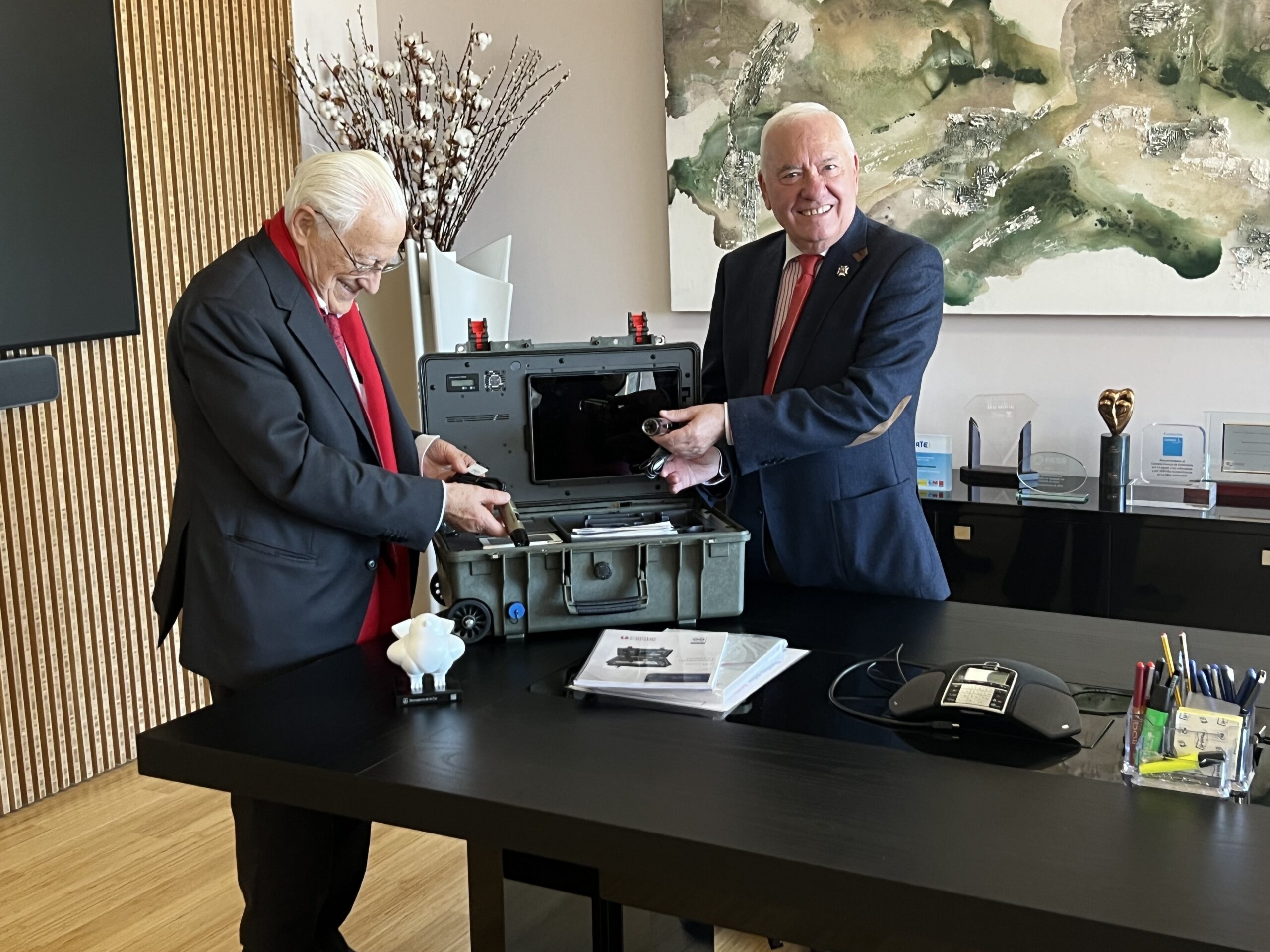 Llegada a Turquía del equipo de telemedicina donado por el Consejo General de Enfermería