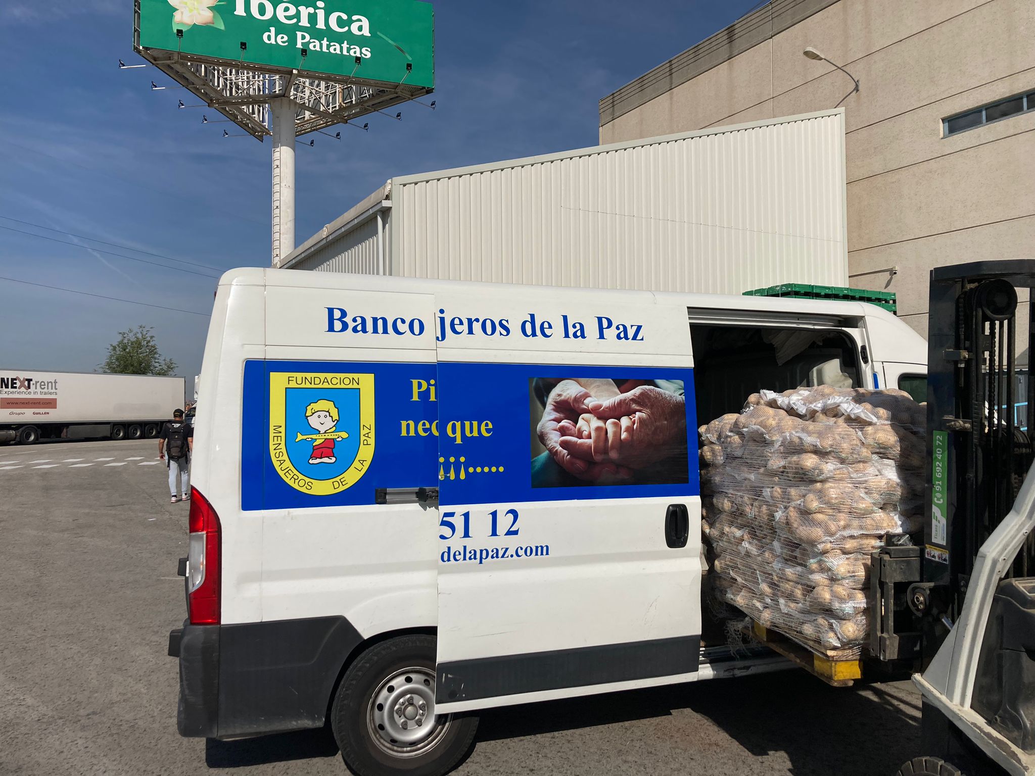 Donación de Ibérica de Patatas a nuestros bancos solidarios