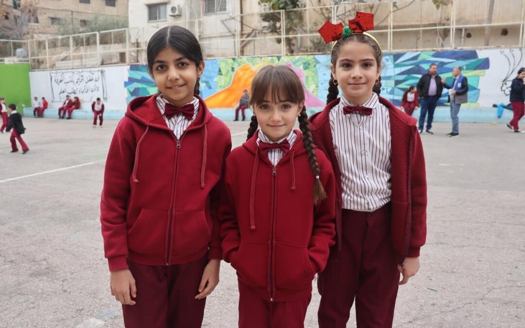 Entrega de las  notas académicas, entrega de regalos de Navidad y rezo por los niñ@s de Gaza