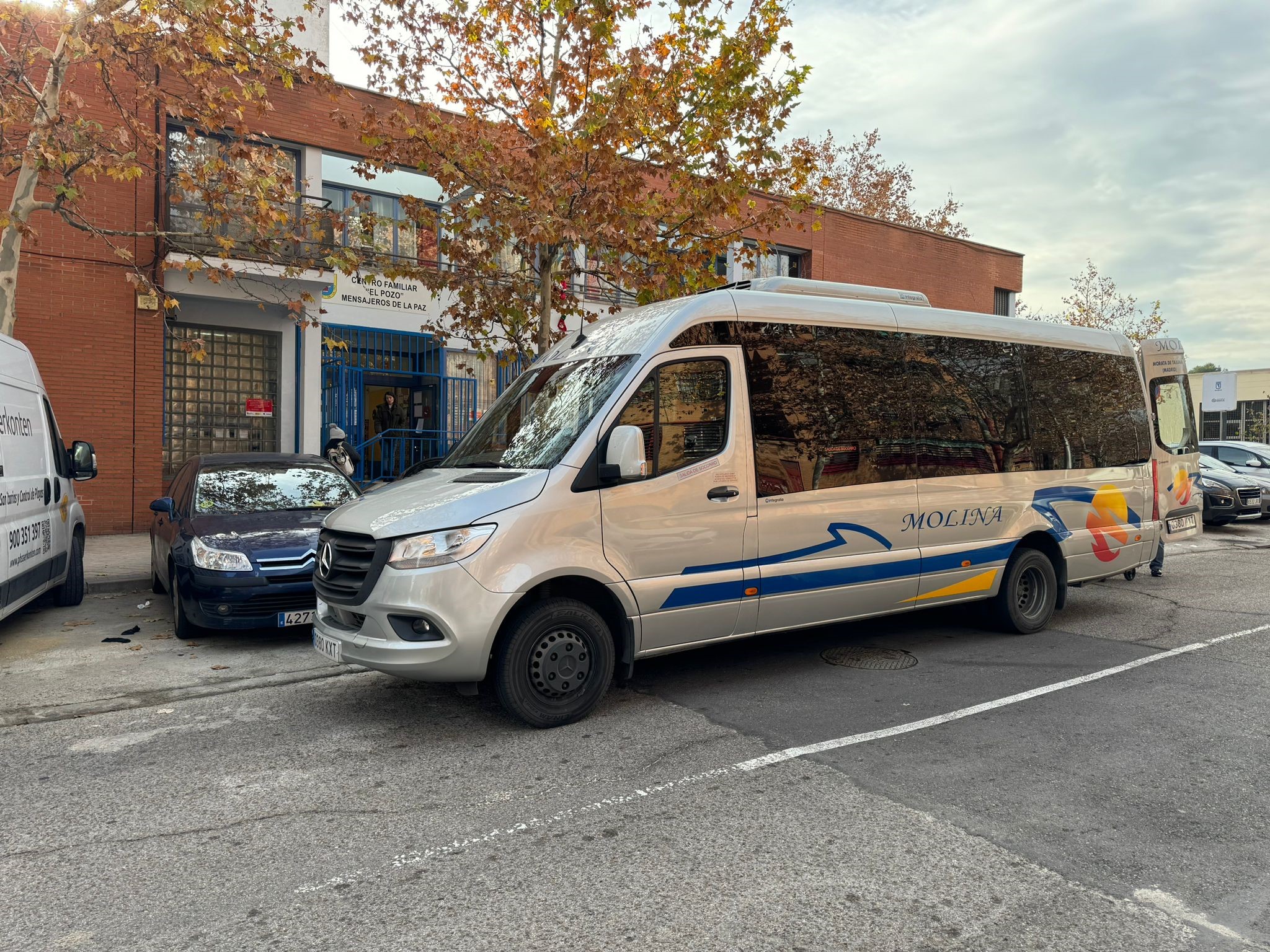 Nuestras familias del Pozo visitan la «Ciudad de la Navidad» en Torrejon – Agradecimiento MOLINA TOURS MORATA DE TAJUÑA