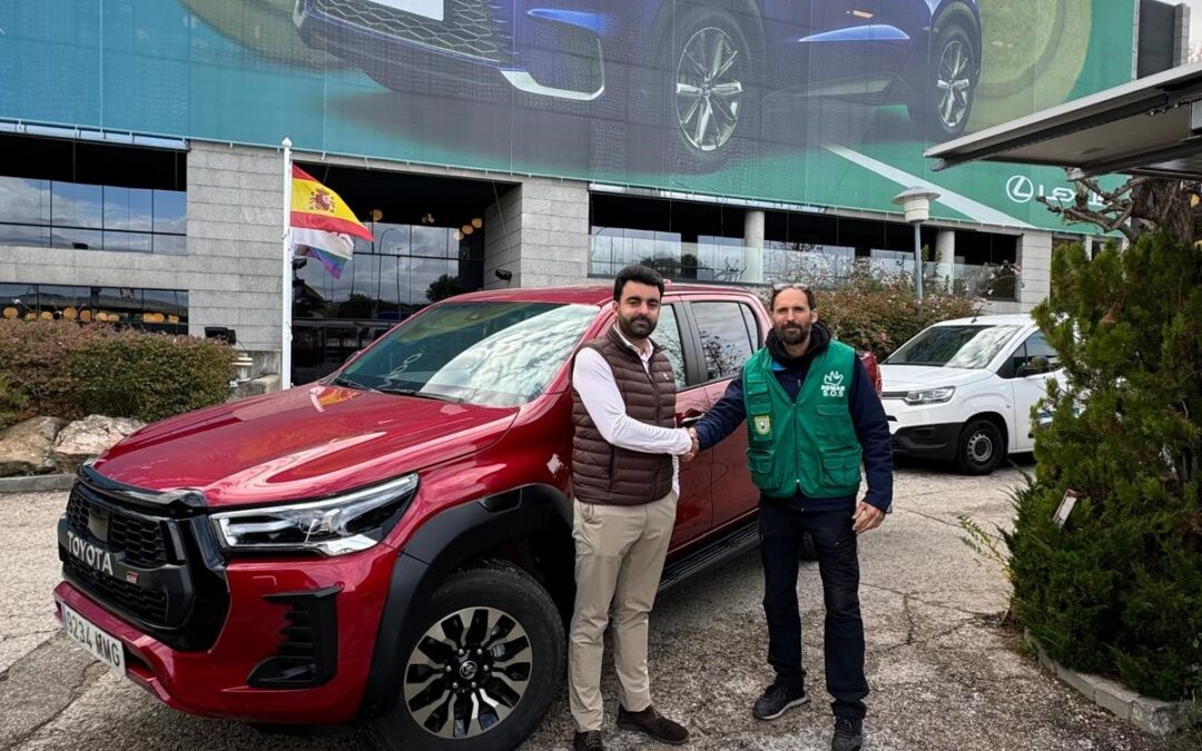Cesión de un vehículo de TOYOTA para ayudar a los damnificados de la DANA en Valencia