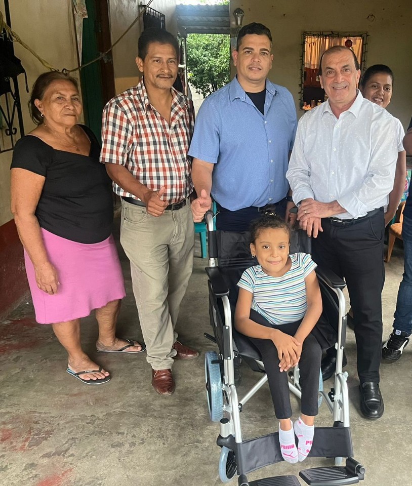 Agradecimiento al Grupo PRIM por su donación de material ortopédico para Mensajeros de la Paz en Honduras