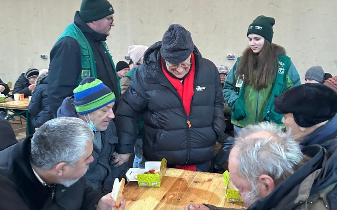 Visita al campamento de Chervitsi en Ucrania del Padre Angel