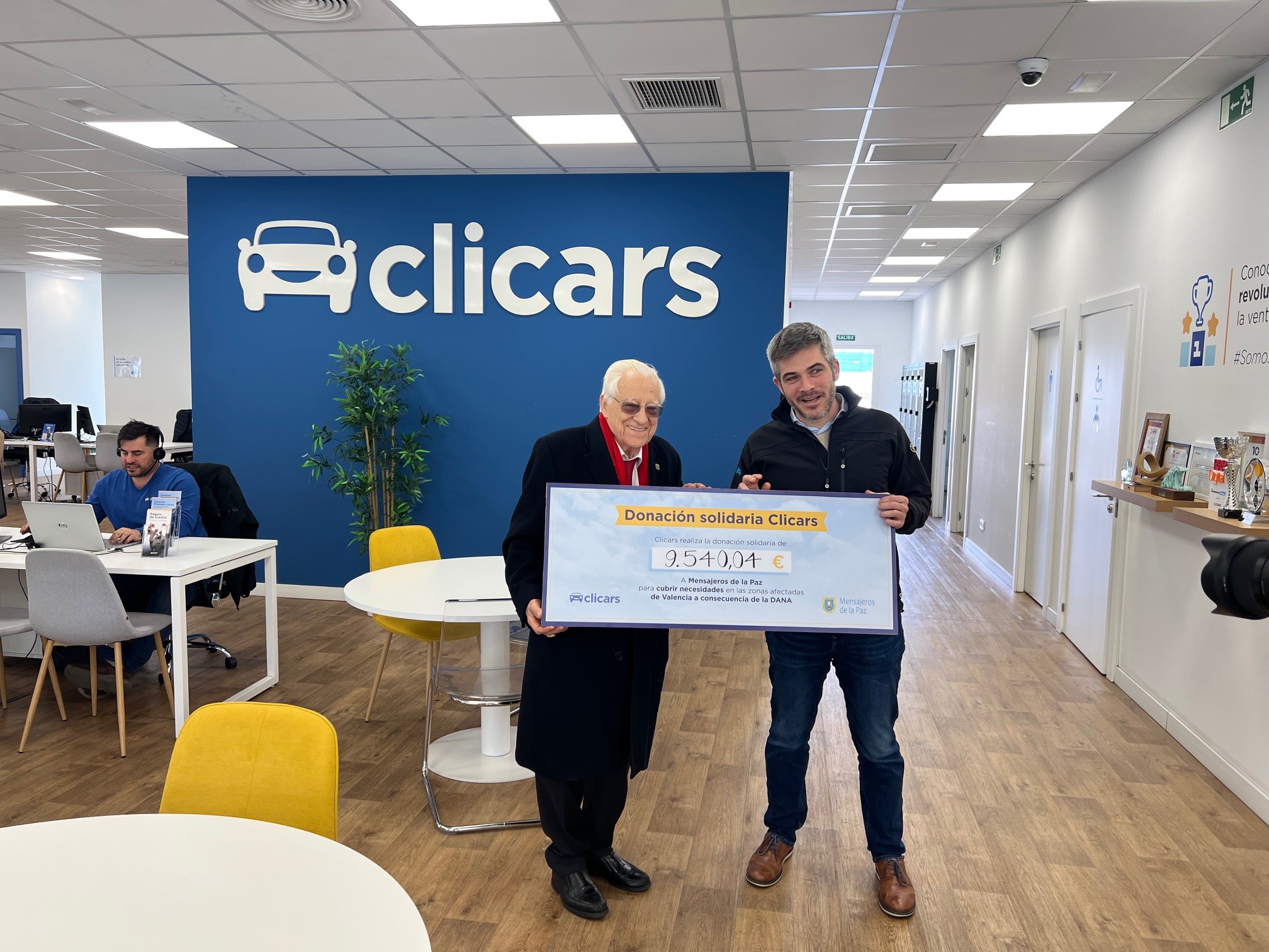 Colaboración de CLICARS con los damnificados por la DANA en Valencia