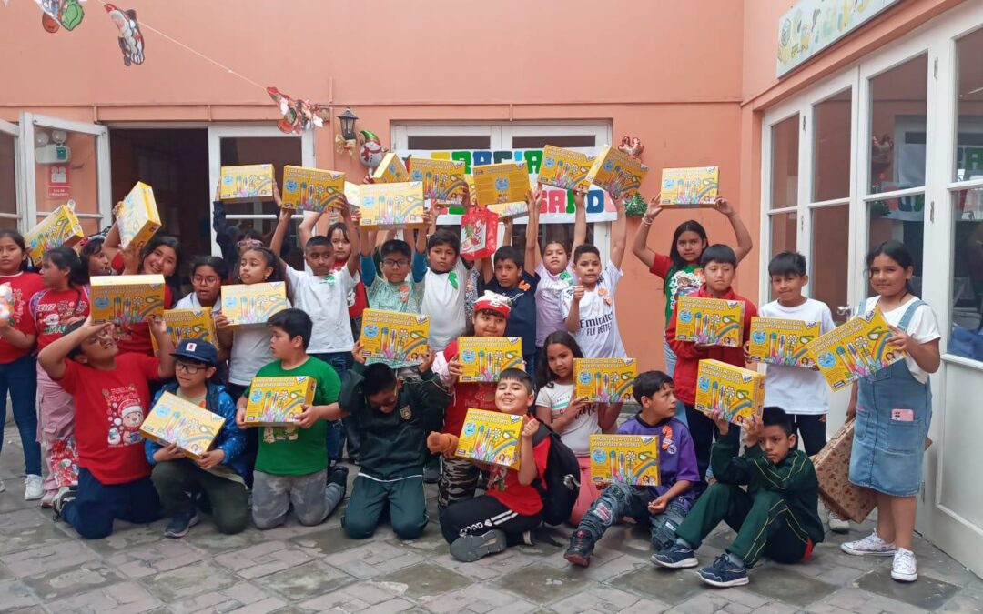 Agradecimiento a Fundación Crecer Jugando por la entrega de juguetes en Mensajeros de la Paz Perú