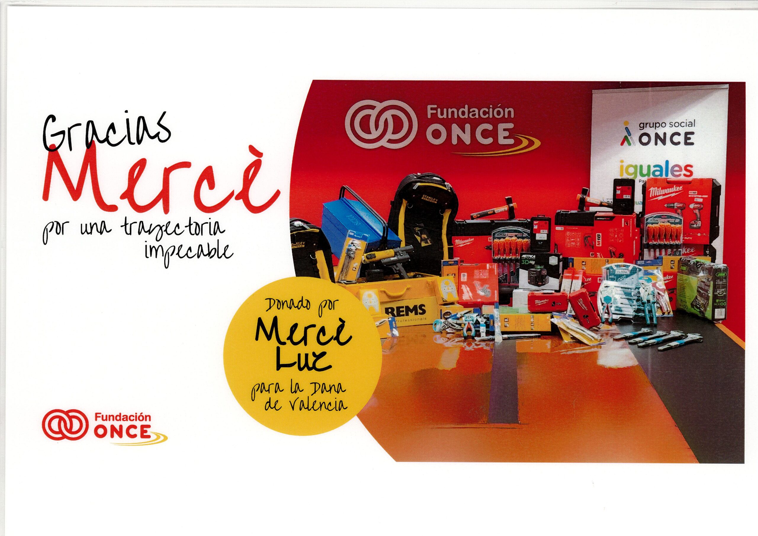 Colaboración de Mercé Luz trabajadora de Fundación ONCE con los damnificados de la DANA en Valencia