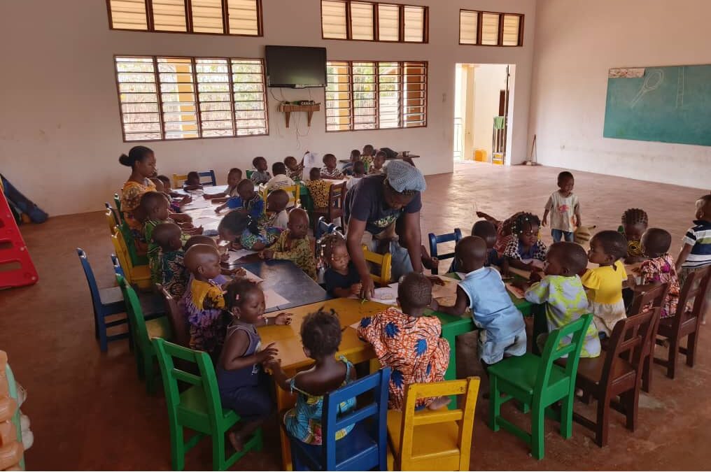 Centro de Día Infantil en Tanchengou, gracias a la colaboración del Congreso Vida después de la Vida