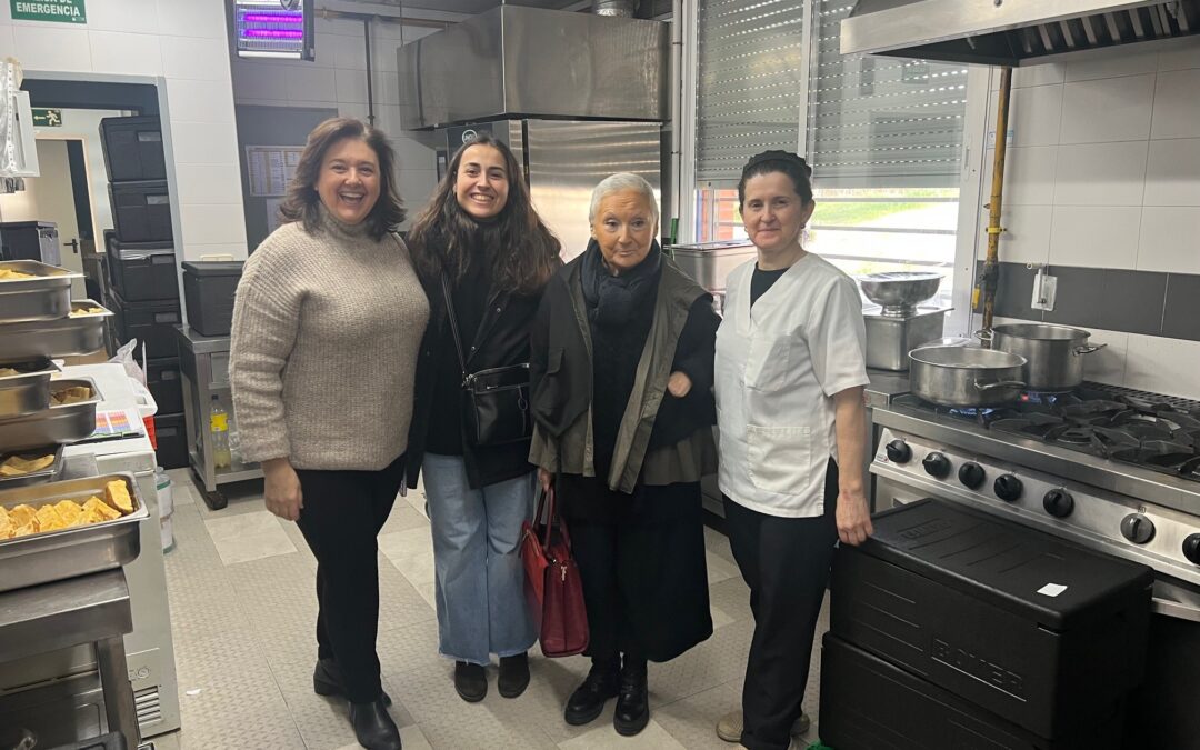 Visita al Centro Familiar Mensajeros de la Paz de representantes de la Asociación José Luis González Balado – JLGB