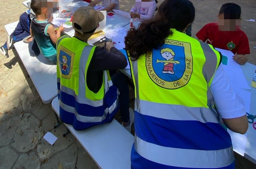 Taller de lectura con motivo del Día el Libro en las Caracolas – Melilla