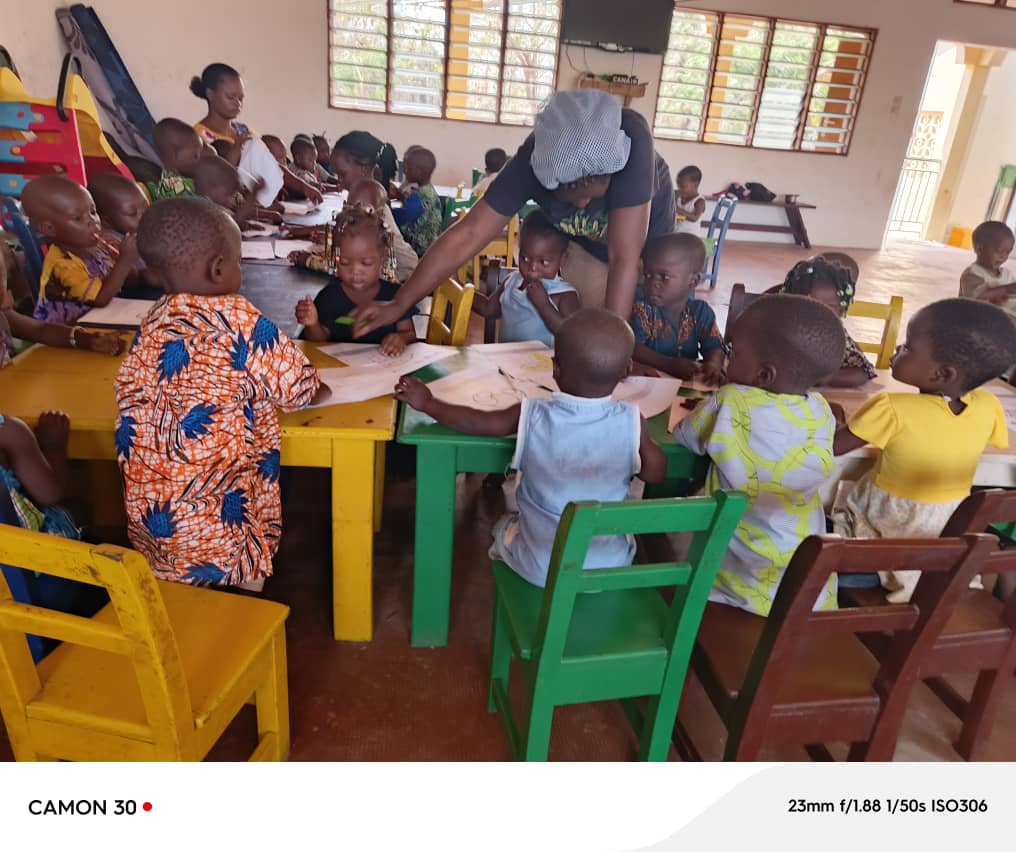 Mañana comienza el Congreso Vida después de la Vida que creó y manteniente este Centro Infantil en Benín