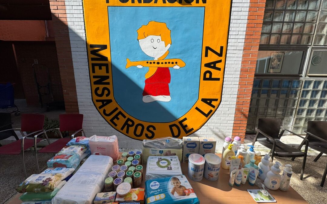 Recogida de alimentos y productos de higiene infantil en la Escuela Infantil Municipal «La Ardilla» en Madrid.