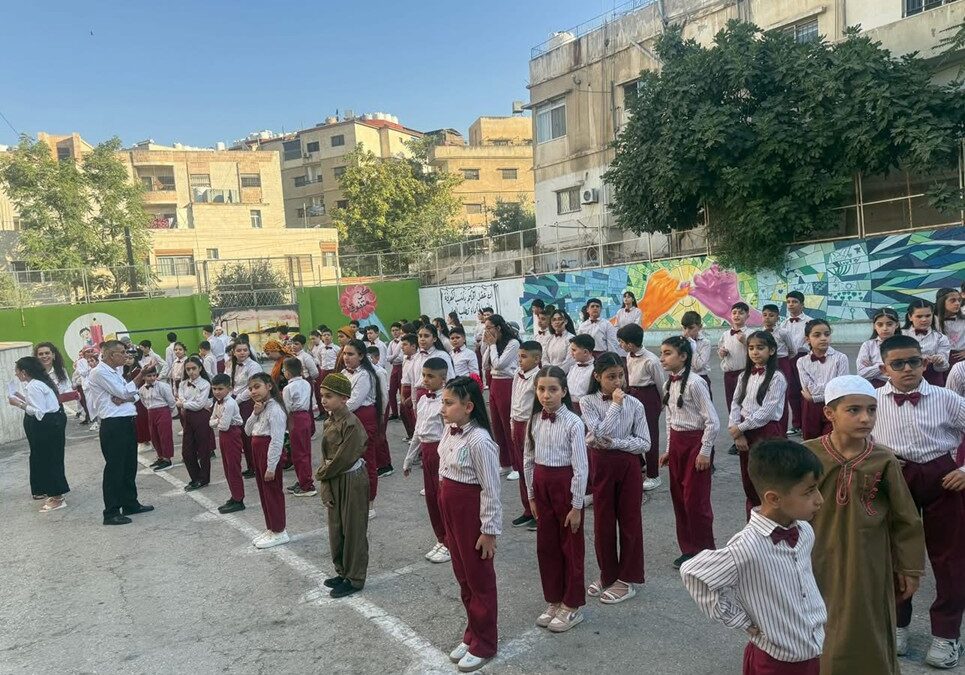Ceremonia del fin del curso académico en la Escuela de Refugiados de Mensajeros de la Paz en Amán – Jordania