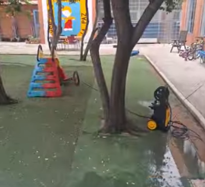 Puesta a punto del jardín en el Centro Residencial Familiar Mensajeros de la Paz El Pozo