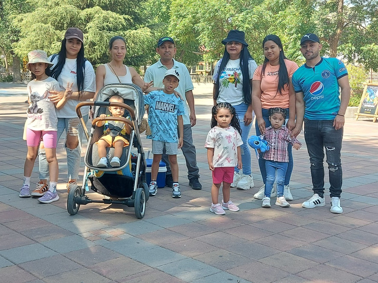 Visita al Zoo de Madrid de algunas familias del Centro Residencial Mensajeros de la Paz El Pozo