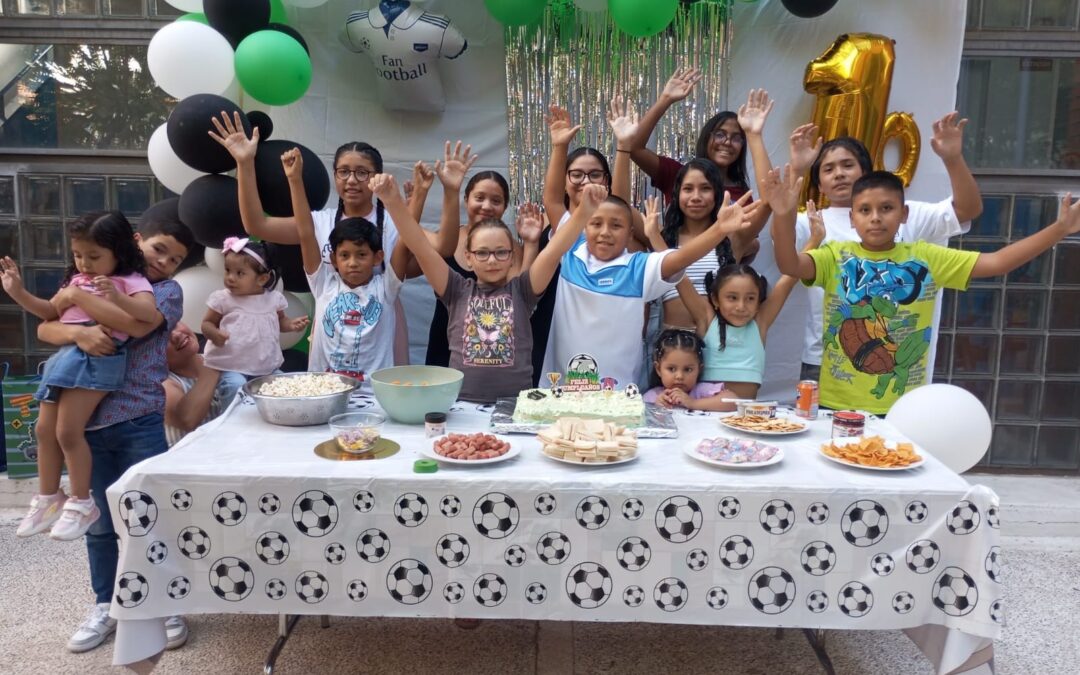 Seguimos con las celebraciones de cumpleaños de los usuario del Centro Residencial Familiar El Pozo