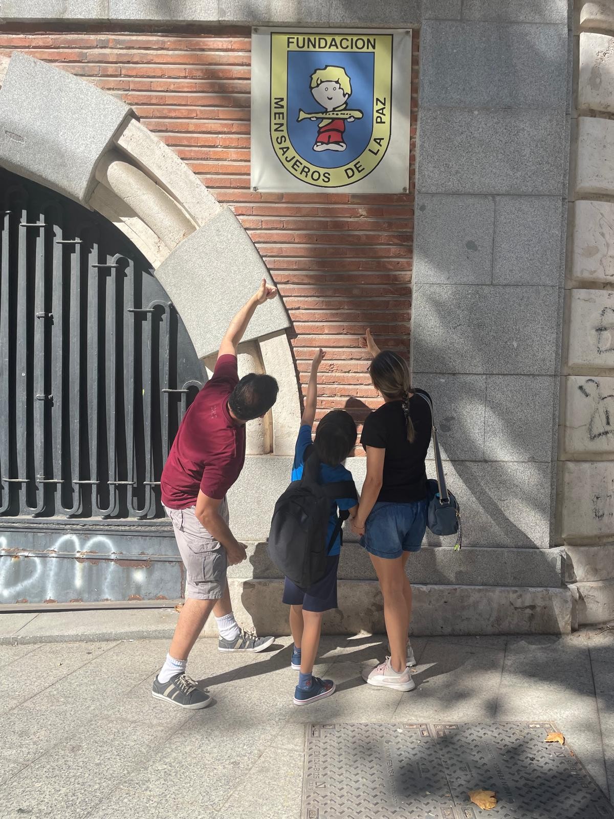 Campaña Llena sus mochilas de ilusión: Ayúdales a volver al cole en el Centro Residencial Familiar Mensajeros de la Paz El Pozo