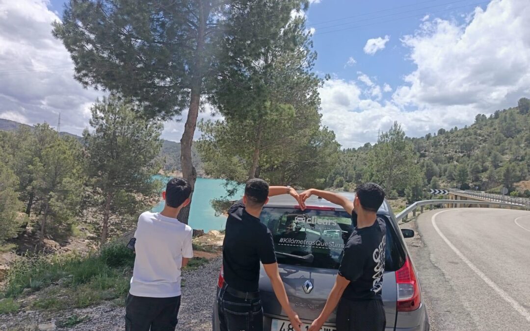 Agradecimiento a Cliclars por la cesión de vehículos a centros de menores