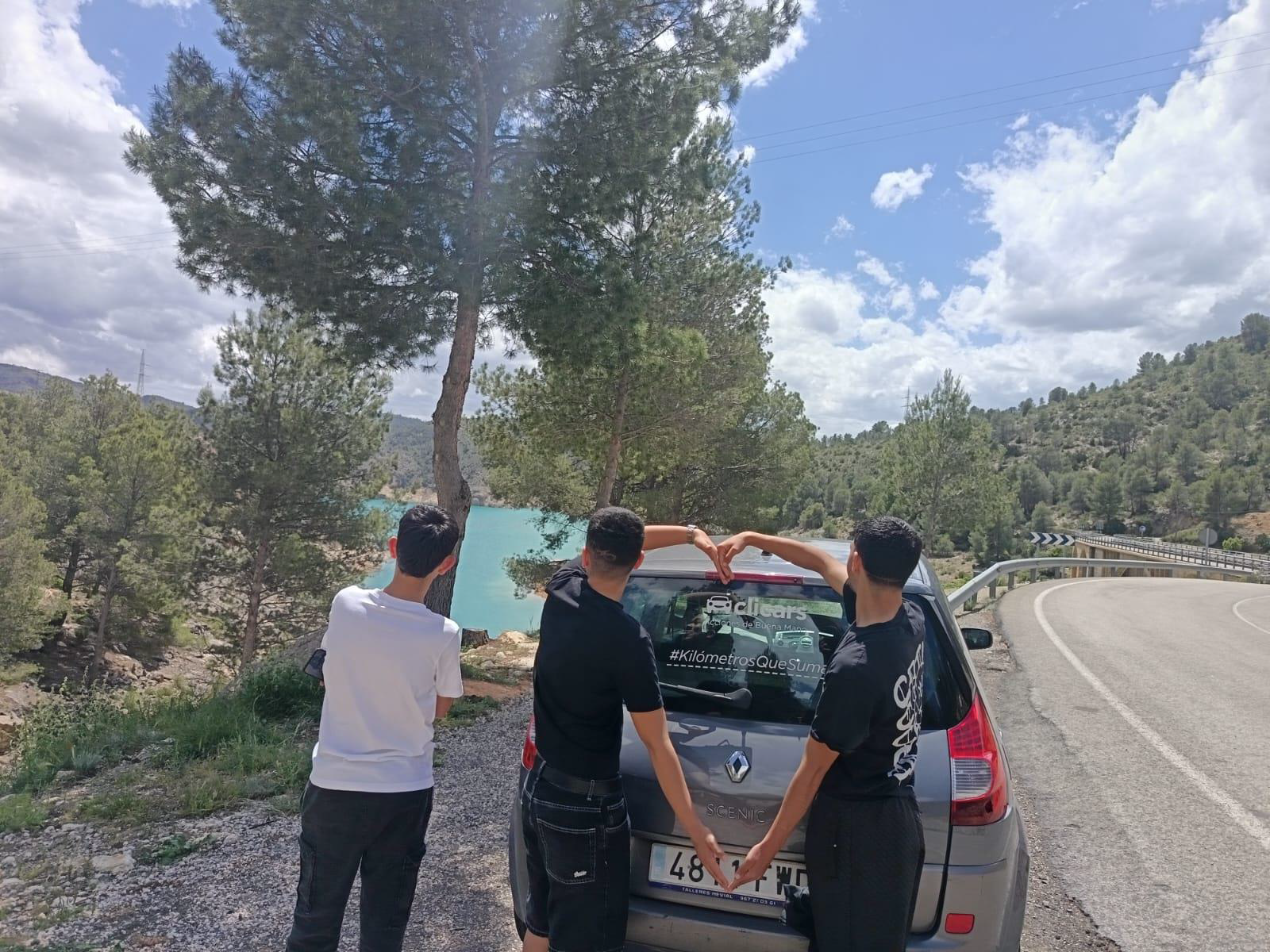 Agradecimiento a Cliclars por la cesión de vehículos a centros de menores