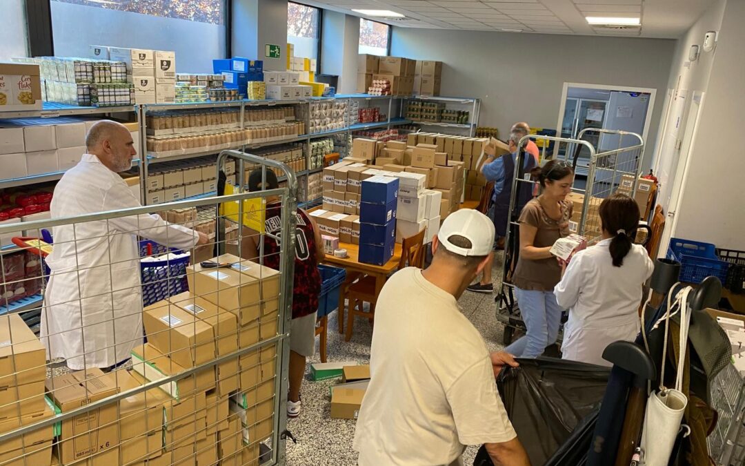 Nuestros voluntari@s se vuelcan de forma especial cuando llegan donaciones