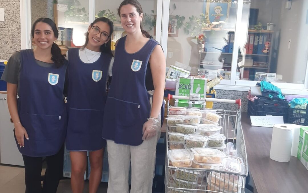 Agradecimiento a DANA NUTTER por su implicación de sus estudiantes como voluntari@s en nuestro Centro Familiar en Villaverde