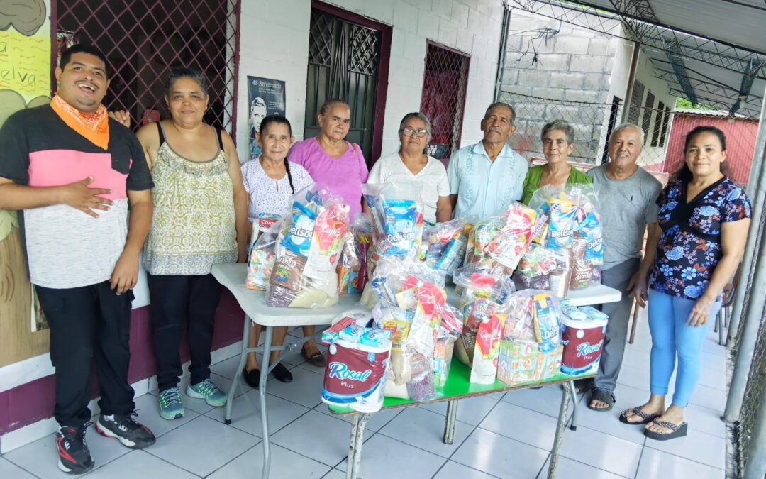 Apoyo a la labor de la Comunidad Dimas Rodríguez en El Salvador en ayuda alimentaria a adultos mayores y niñ@s