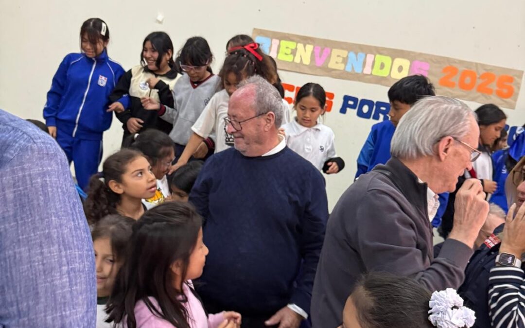 Visita del miembros del Patronato de Fundación Mensajeros de la Paz a Perú