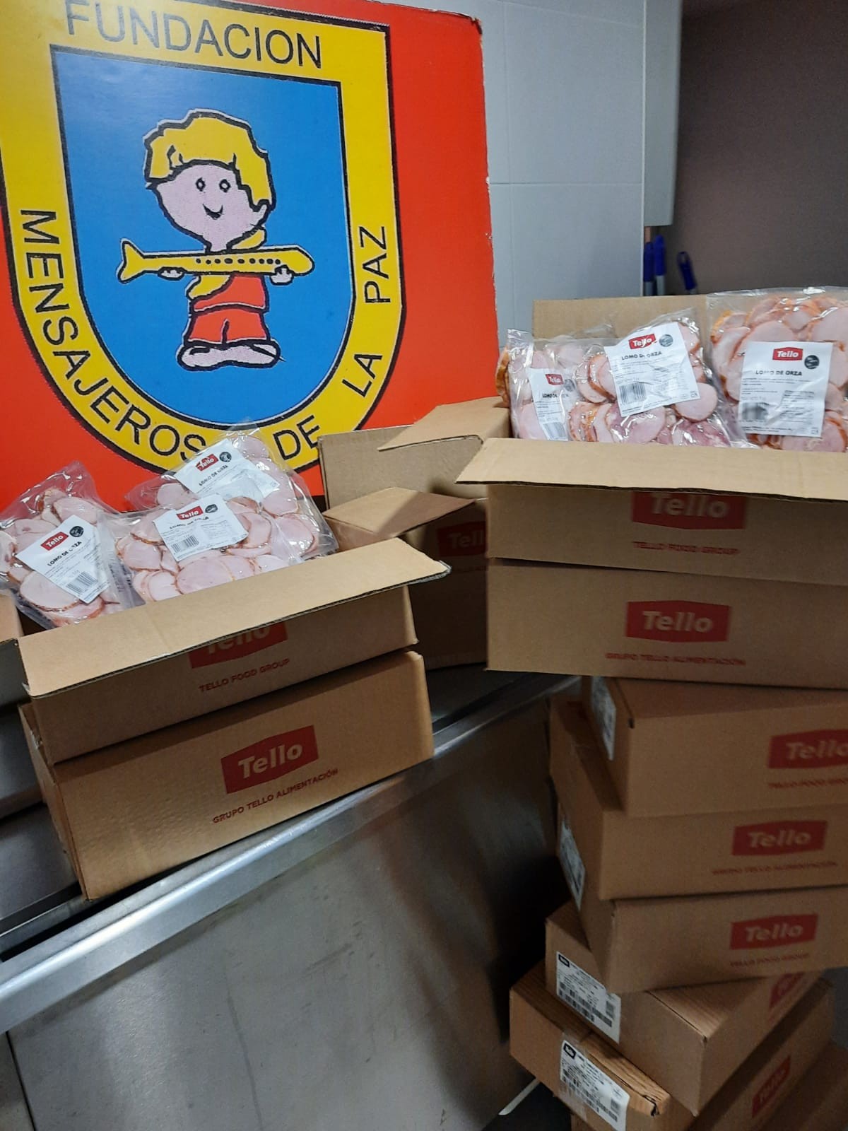 Agradecimiento a TELLO por la donación  de lomo de orza para el Banco Solidario Mensajeros de la Paz en Toledo
