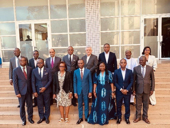 Firma del acuerdo de sede entre la Asociación Messagers de la Paix y el Gobierno de la República de Benín