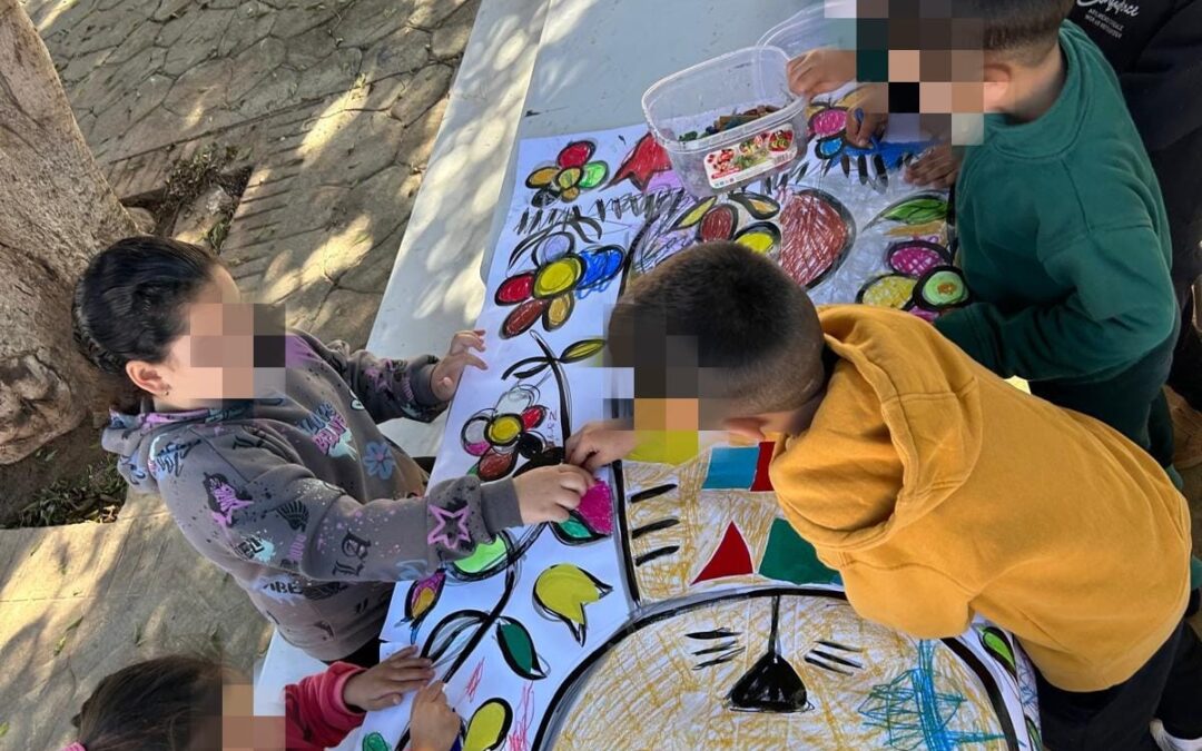 Taller expresión artística en el Barrio de las Caracolas en Melilla