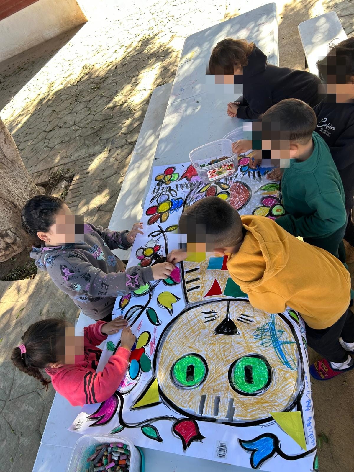 Taller expresión artística en el Barrio de las Caracolas en Melilla