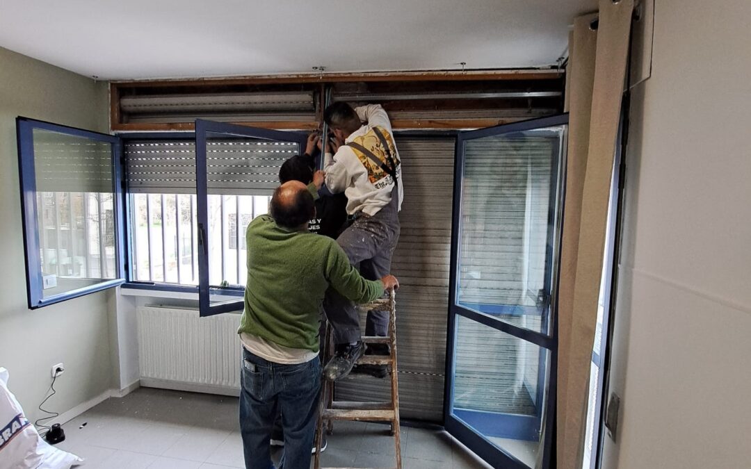 Finalización obras baños y reparación de persianas en el Centro Residencial Familiar El Pozo gracias a The Regine Sixt Children`s Aid Foundation