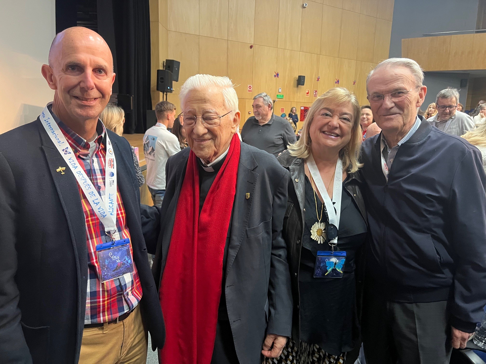 Celebración Congreso Vida Después de la Vida en el Paraninfo de la Universidad de Alicante