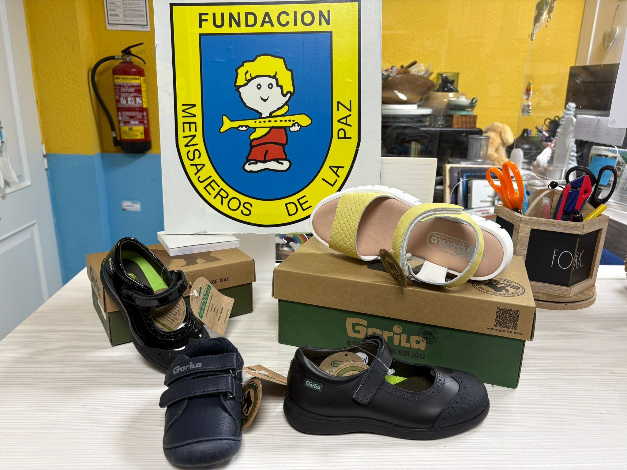 Agradecimiento a Gorila y Callaghan por su donación de calzado infantil