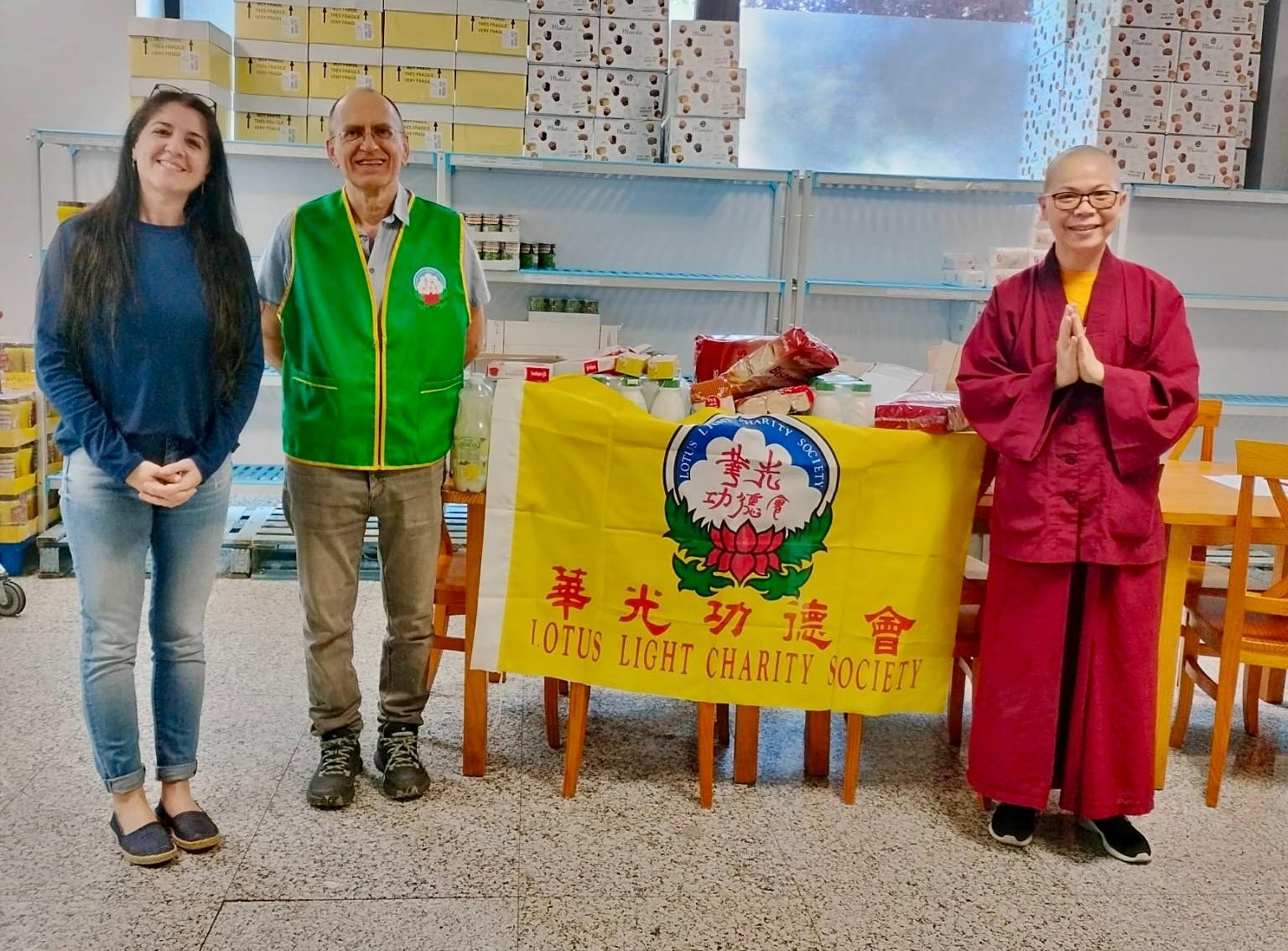 Agradecimiento colaboración Lotus Light Charity Society con el Centro Familiar Mensajeros de la Paz Villaverde