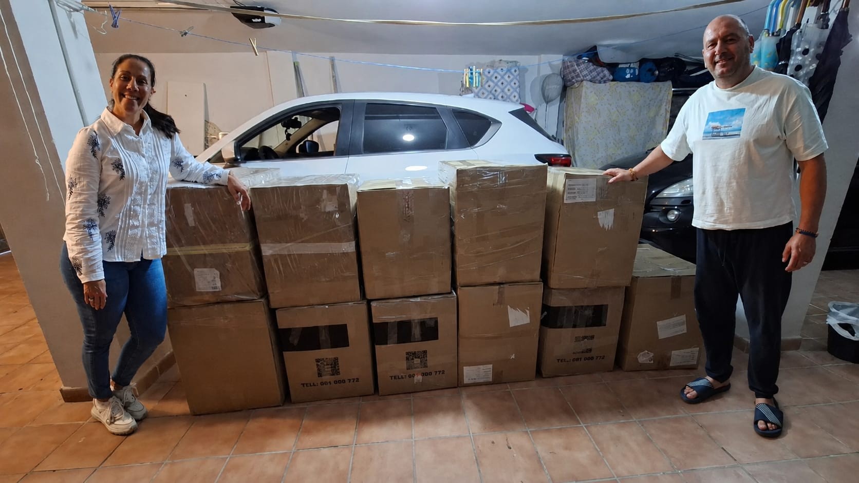 Agradecimiento a Maria José y Emilio José por esta campaña solidaria de recogida de material escolar y ropa para l@s niñ@s de Benín – Africa