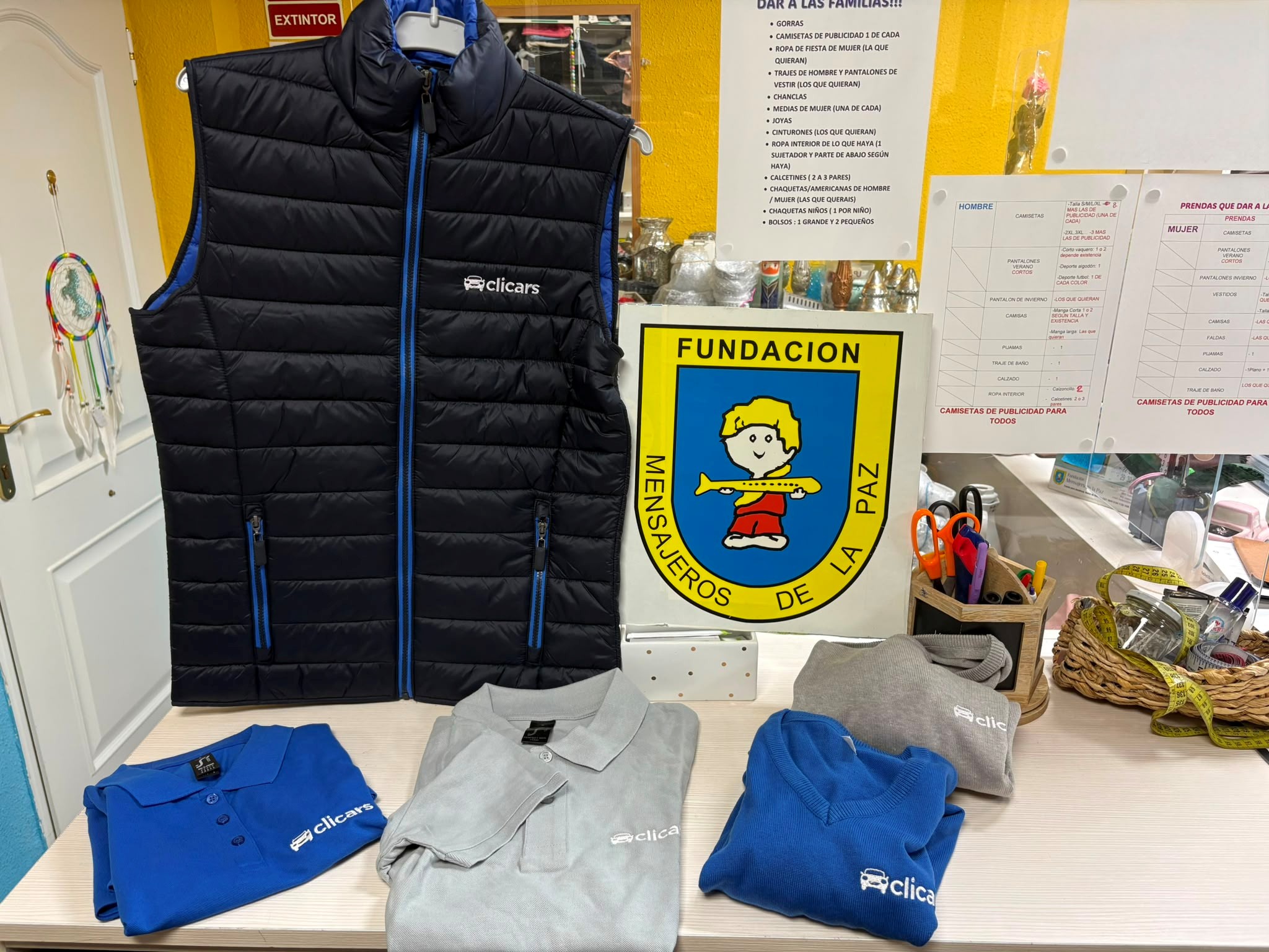 Agradecimiento donación de ropa a Clicars