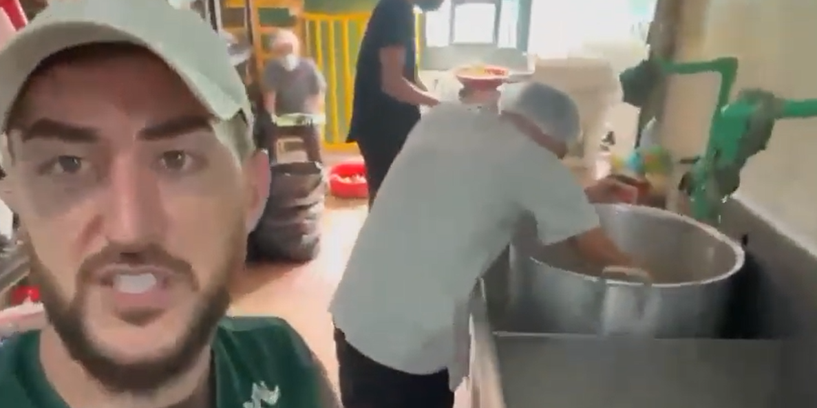 19082026 Nuestra cocina en el Centro de Emergencia de Caracas sigue a pleno rendimiento elaborando 1000 menús para el almuerzo y 1000 menús para la cena